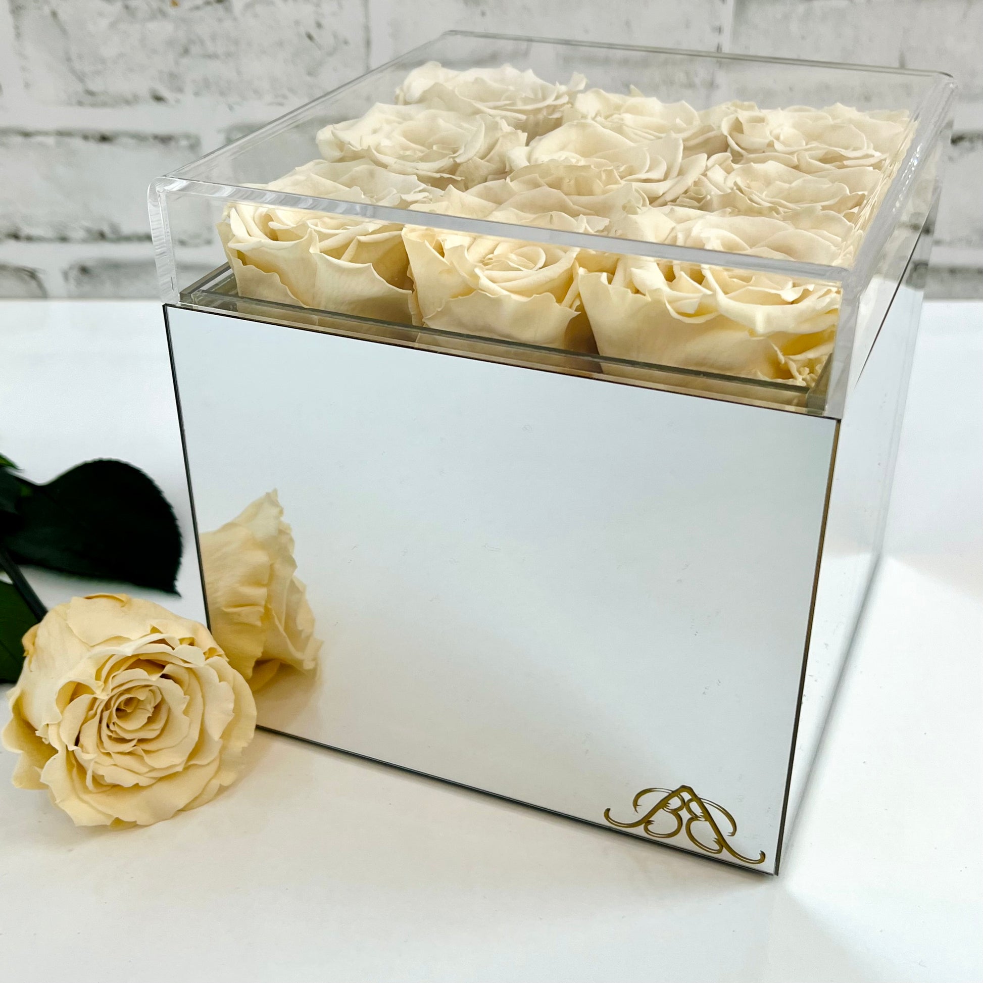Infinity Rose Mirrored Box - One Year Roses - Personalised Rose Box - Champagne Infinity Roses - Rose Colours divider-Vintage Champagne