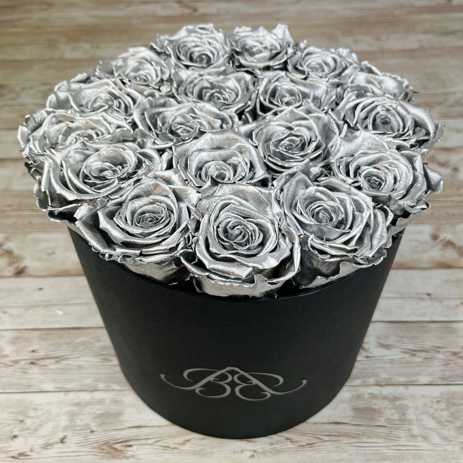 Large Round Infinity Rose Box - Silver Eternal Roses - One Year Roses - Rose Colours divider-Silver Sensation