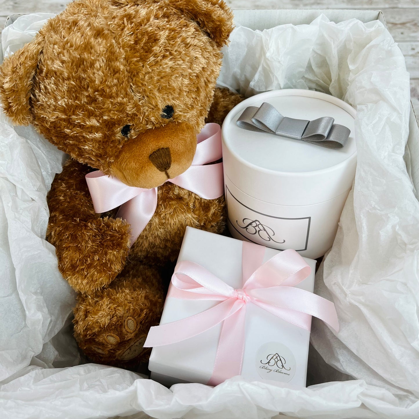 Teddy & Treats Hamper - Single Pink Infinity Rose - One Year Roses - Bling Blooms 