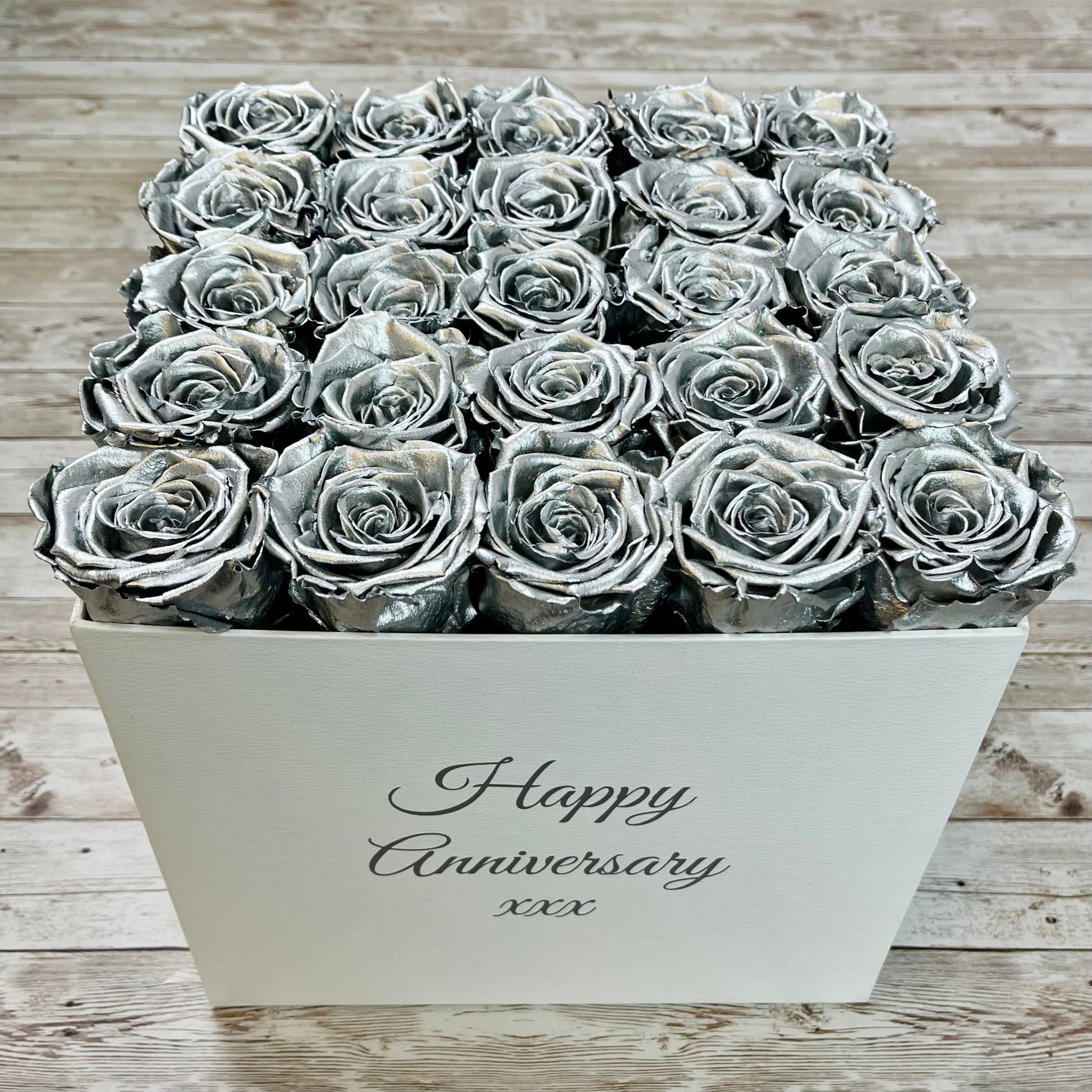 White Square Bloom Box - Infinity Roses - Silver One Year Roses - Box of Roses - Rose Colours divider-Silver Sensation