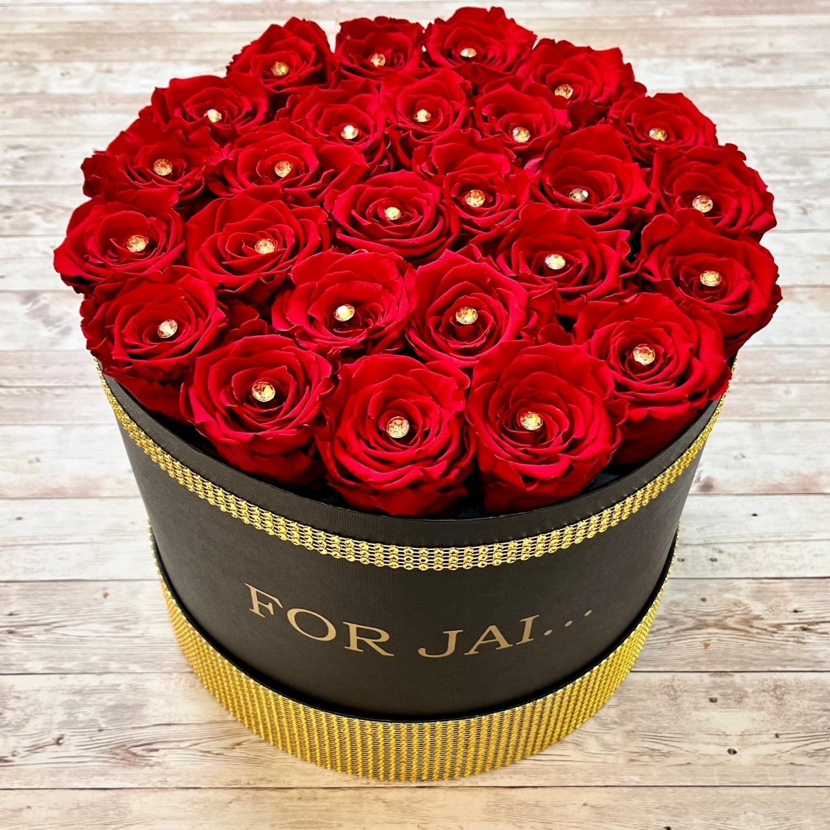 Infinity Roses - Enchanting Extra Large Infinity Rose Box - Ruby Red One Year Roses - Gold Diamanté