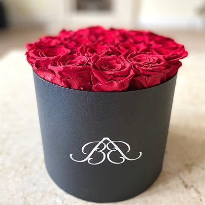 Large Round Infinity Rose Box - Ruby Red Eternal Roses - One Year Roses - Roses in a black box 