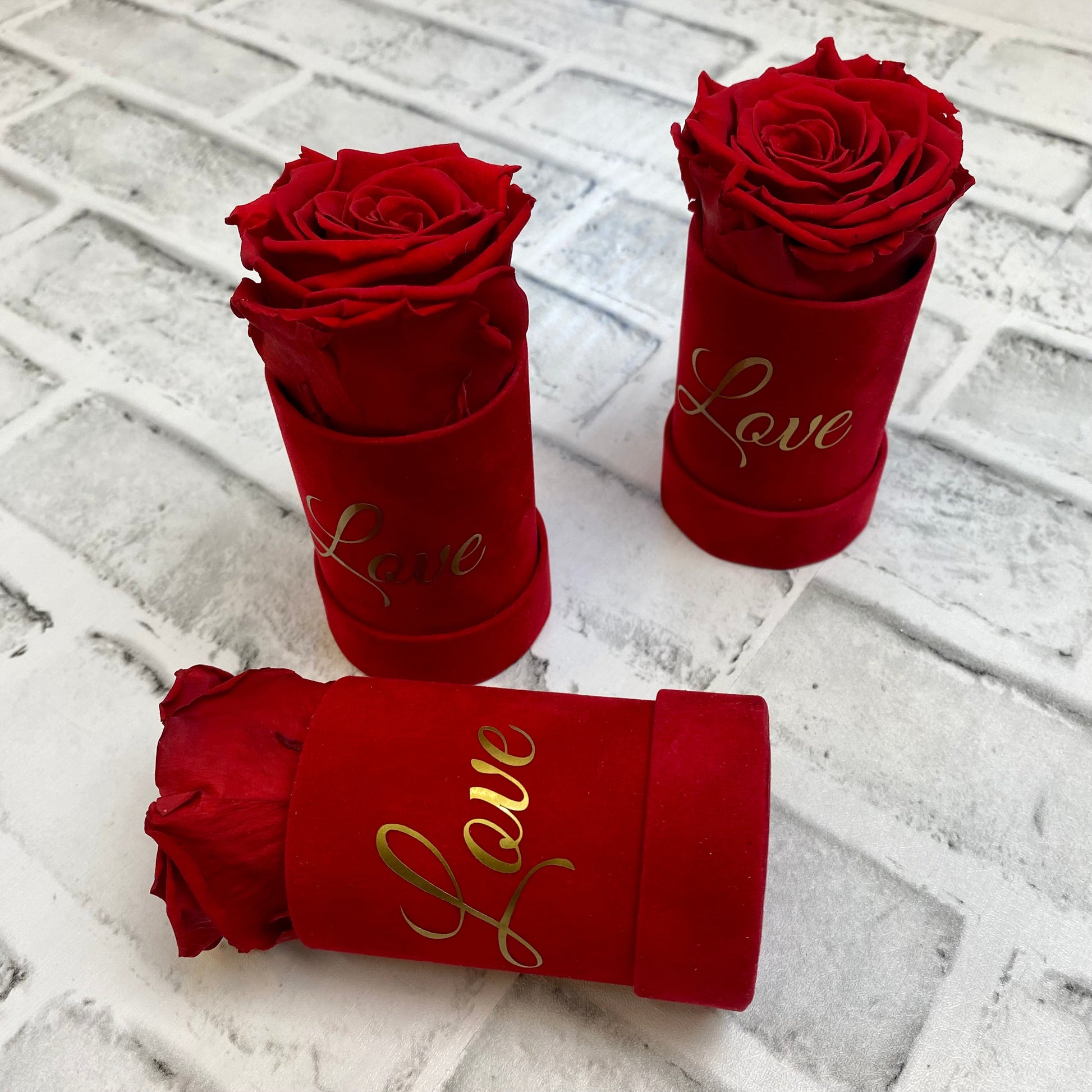 Bling Blooms | Infinity Roses | Valentine's Day Gift | Ruby Red rose in a red Luxe Love suede box with love gold personalisation | One Year Roses